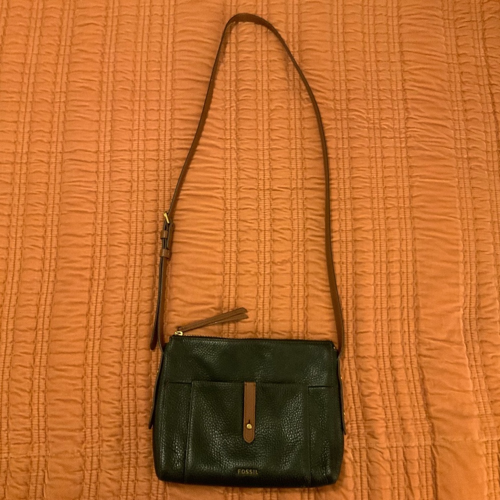 Gently used Fossil purse